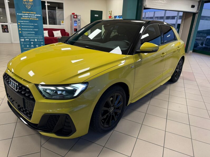 
								AUDI A1 S-LINE full									
