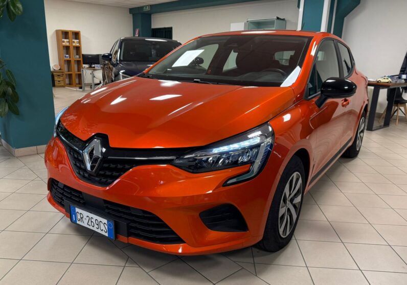 
								RENAULT CLIO EQUILIBRE full									