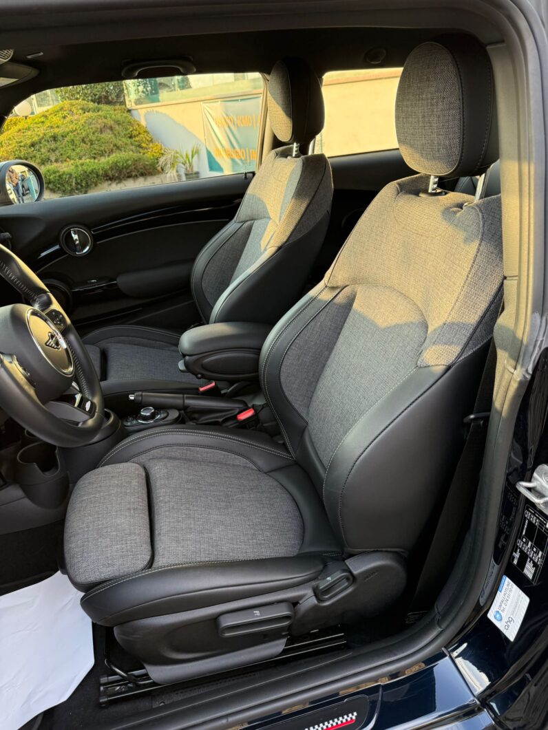 
								MINI COOPER JCW full									