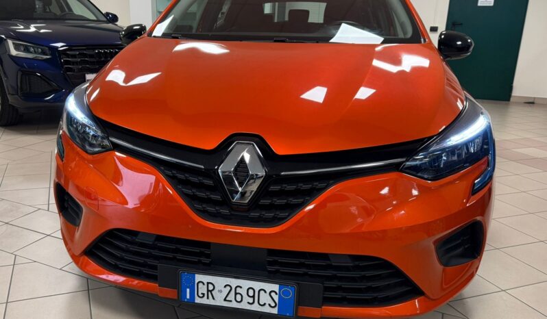 
								RENAULT CLIO EQUILIBRE full									