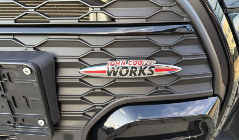 
								MINI COOPER JCW full									