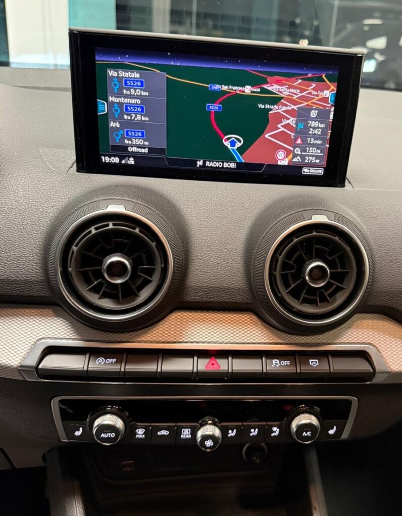 
								AUDI Q2 30 TDI S-LINE IDENTITY BLACK full									