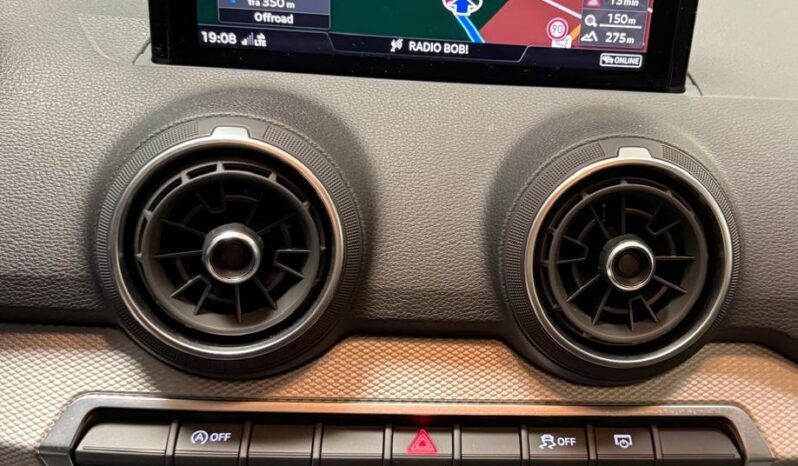 
								AUDI Q2 30 TDI S-LINE IDENTITY BLACK full									