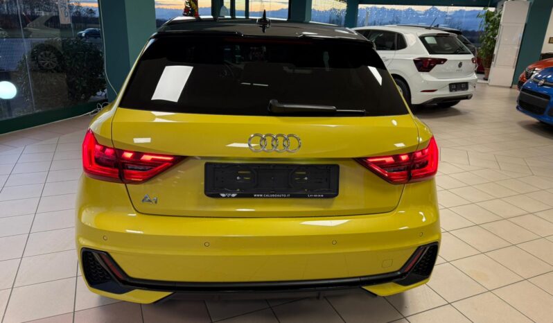 
								AUDI A1 S-LINE full									