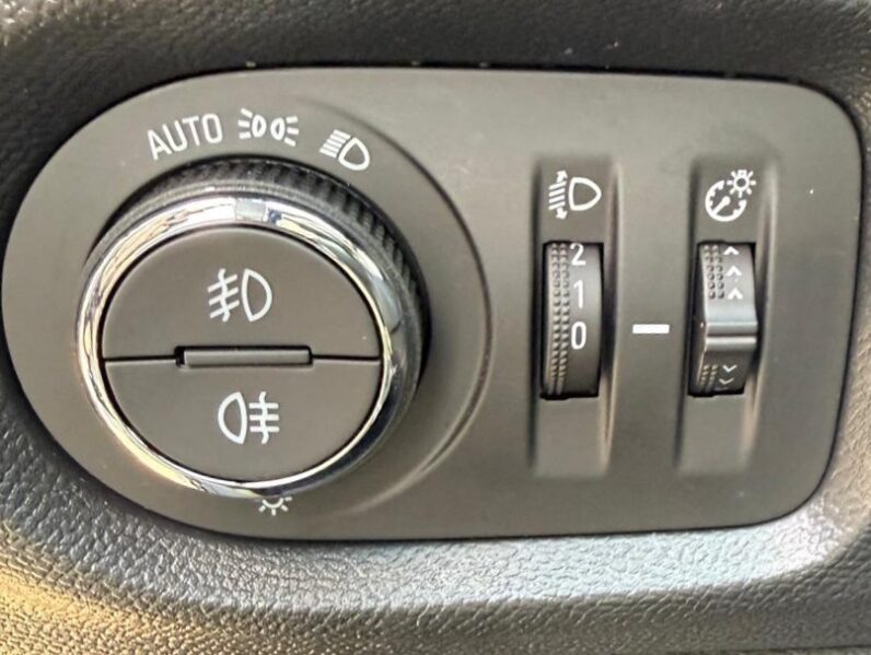 
								OPEL CORSA GS LINE full									