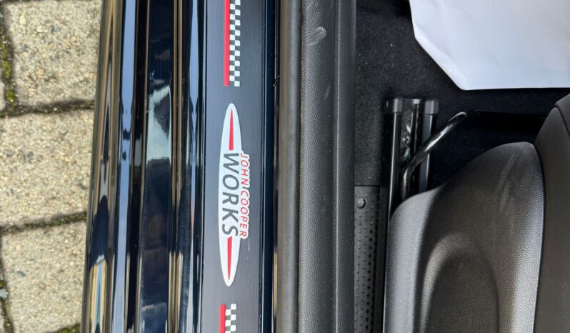 
								MINI COOPER JCW full									