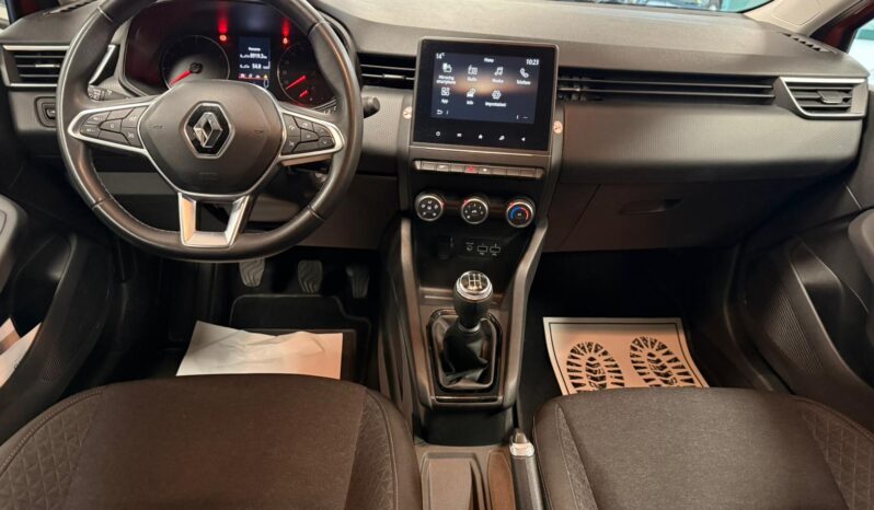 
								RENAULT CLIO EQUILIBRE full									