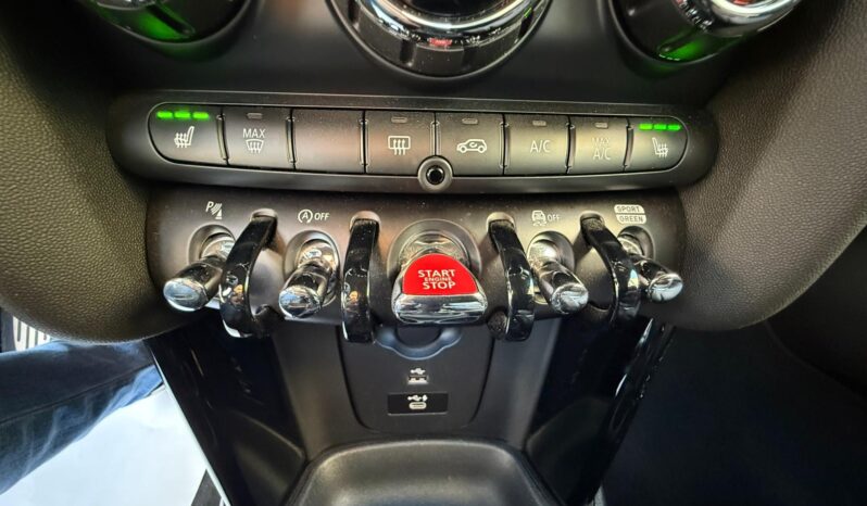 
								MINI COOPER JCW full									