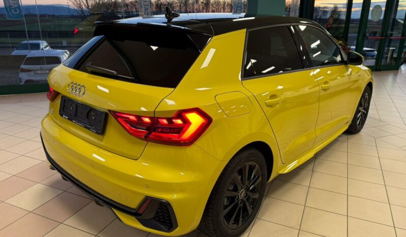 
								AUDI A1 S-LINE full									