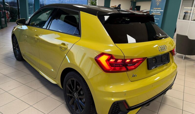 
								AUDI A1 S-LINE full									