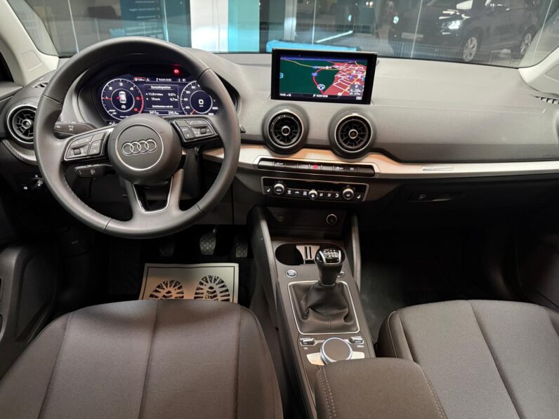 
								AUDI Q2 30 TDI S-LINE IDENTITY BLACK full									