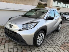 TOYOTA AYGO X BUSINESS