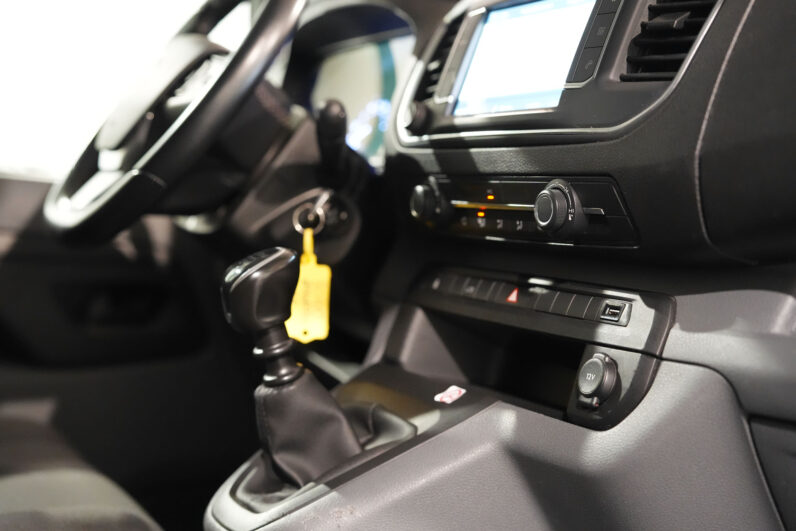 
								Fiat SCUDO L2H1 1.5 Bluehdi 120cv full									