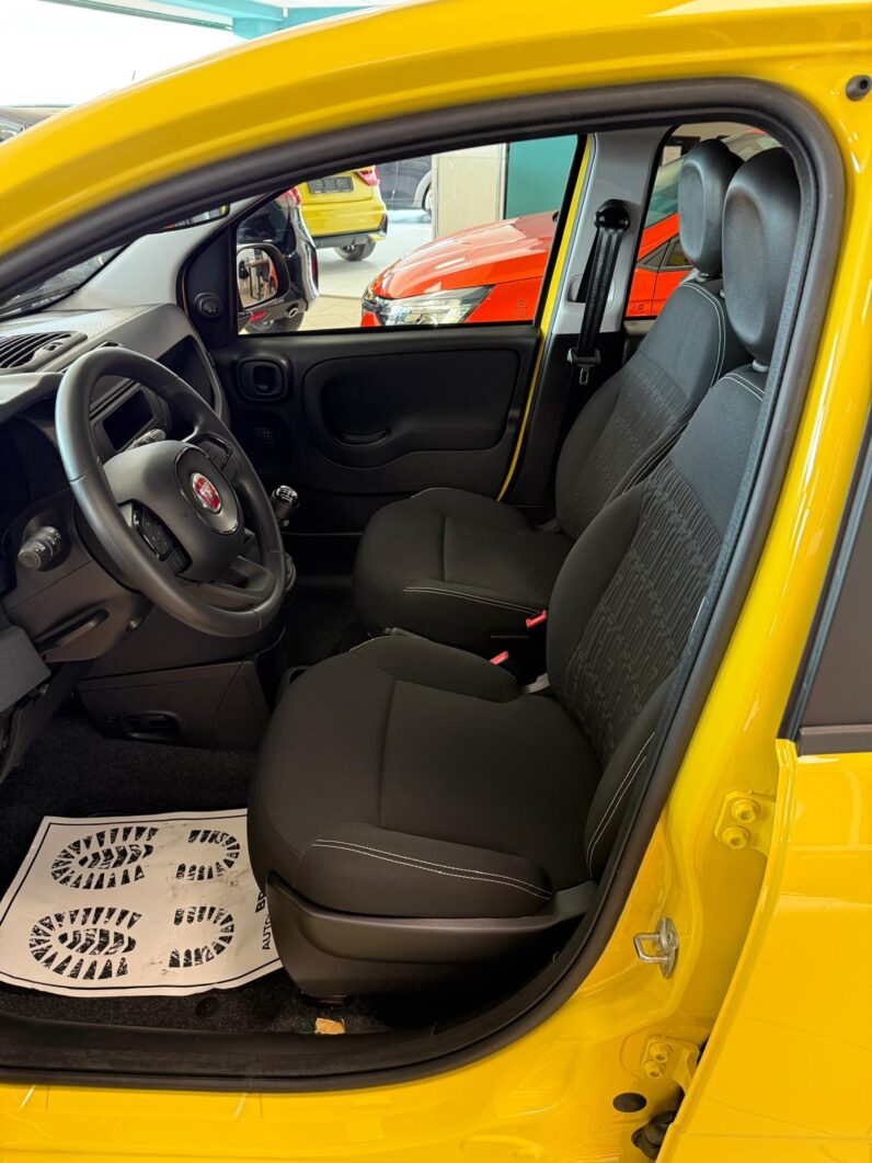
								FIAT PANDA POP full									