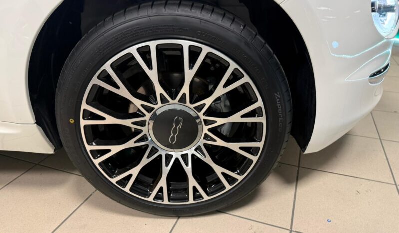 
								500 1.0 hybrid Dolcevita 70cv full									