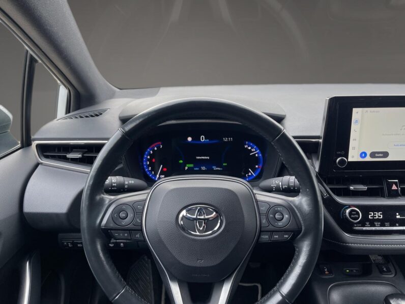 
								Toyota Corolla Style full									