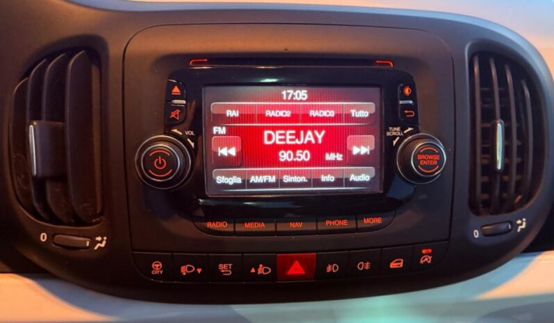 
								Fiat 500L TREKKING full									