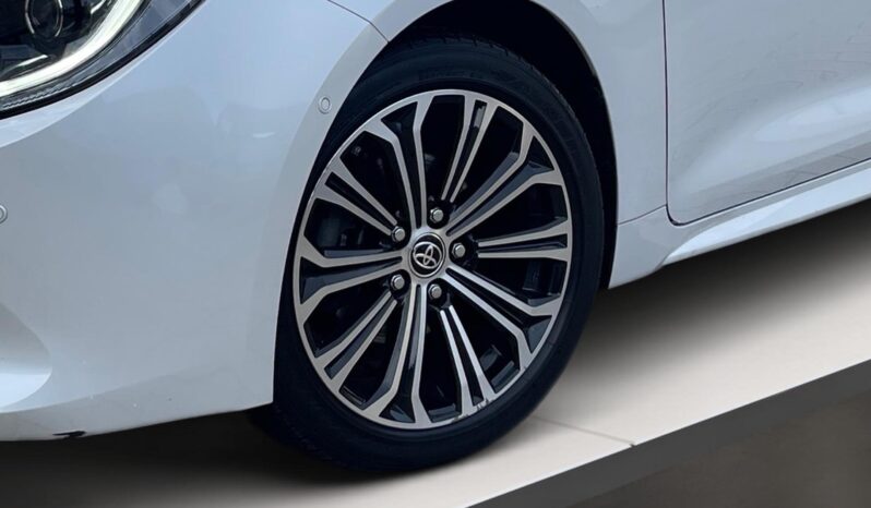 
								Toyota Corolla Style full									