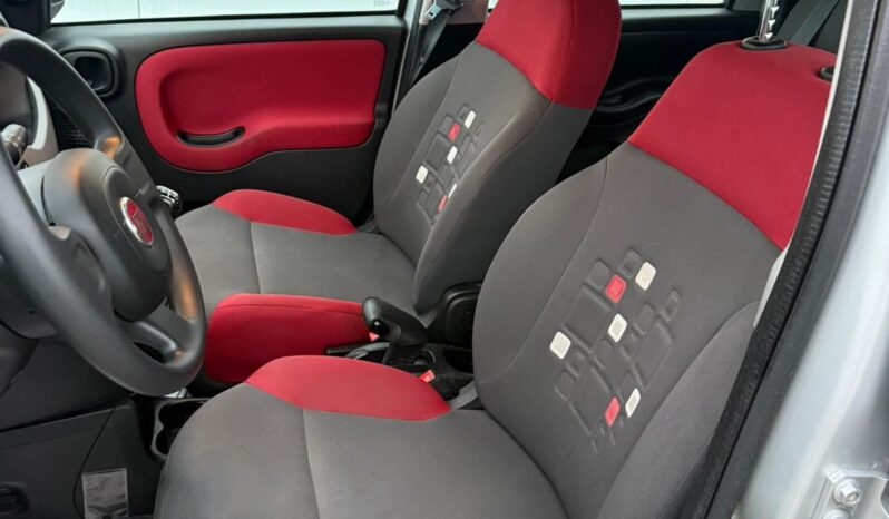 
								FIAT PANDA EASY full									