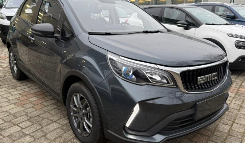 
								EMC QUATTRO A/T BENZ full									