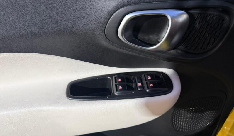 
								Fiat 500L TREKKING full									