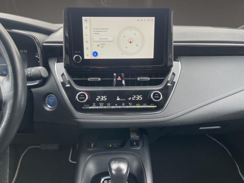 
								Toyota Corolla Style full									