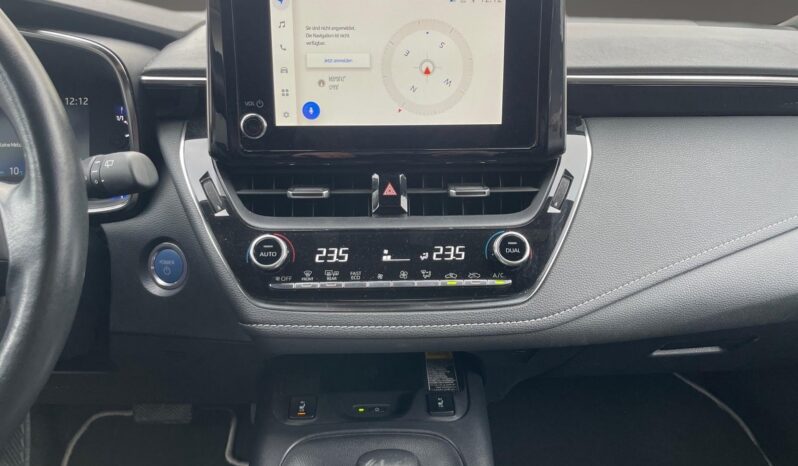 
								Toyota Corolla Style full									