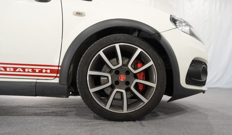 
								Abarth Grande Punto full									