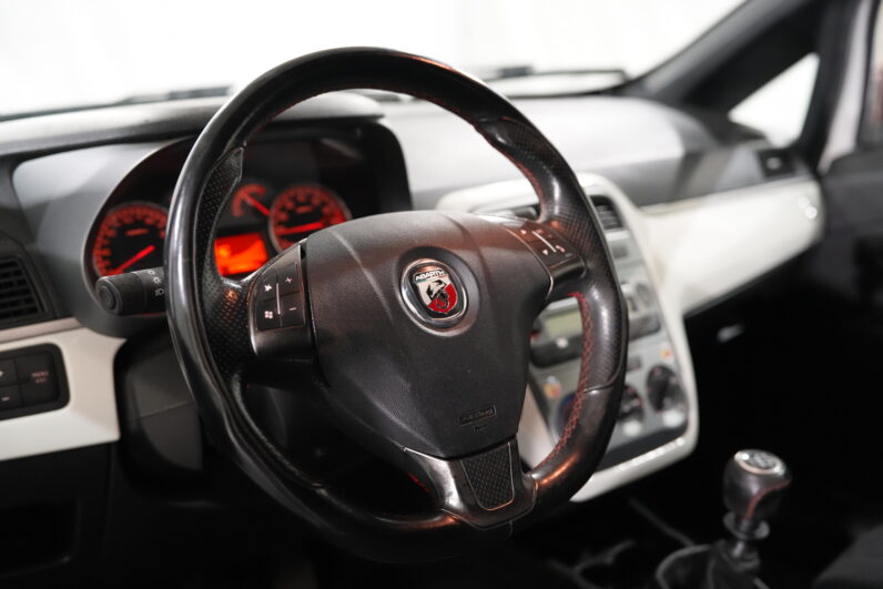 
								Abarth Grande Punto full									
