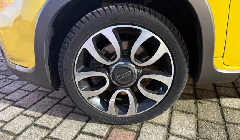 
								Fiat 500L TREKKING full									