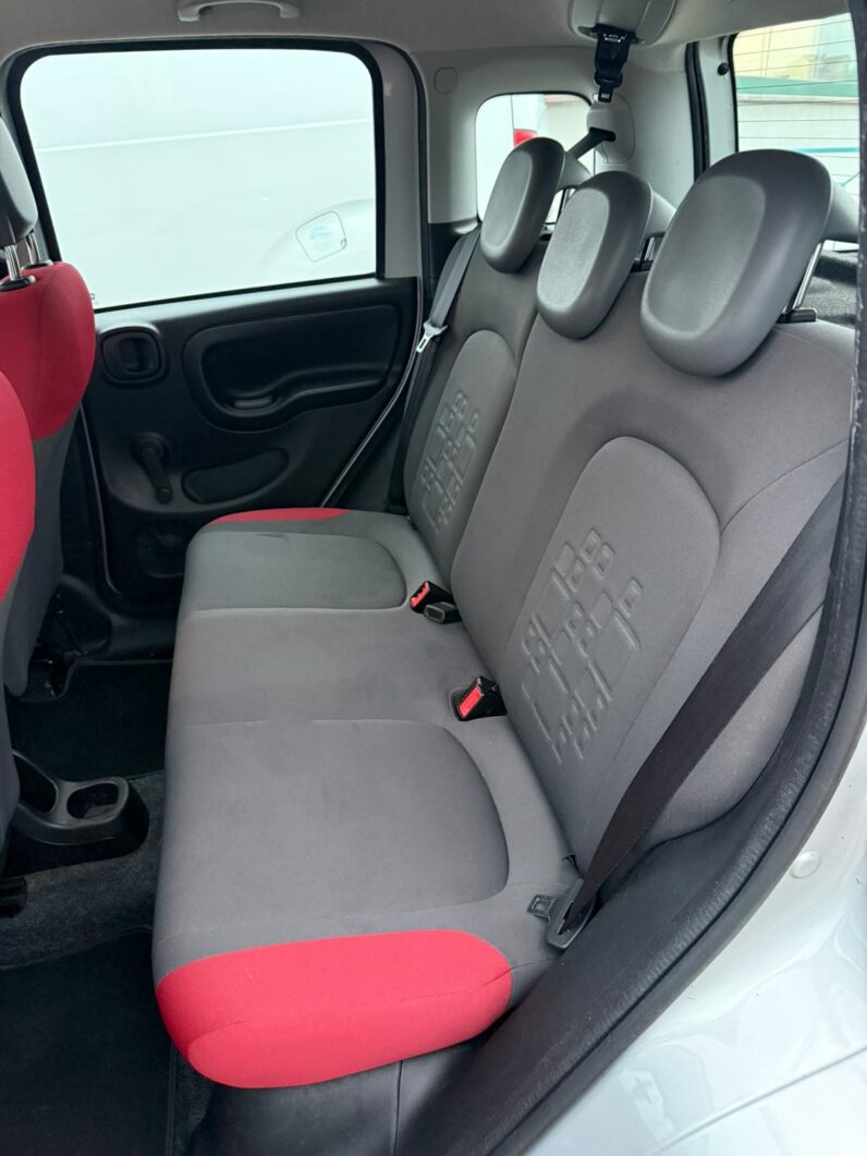 
								FIAT PANDA EASY full									