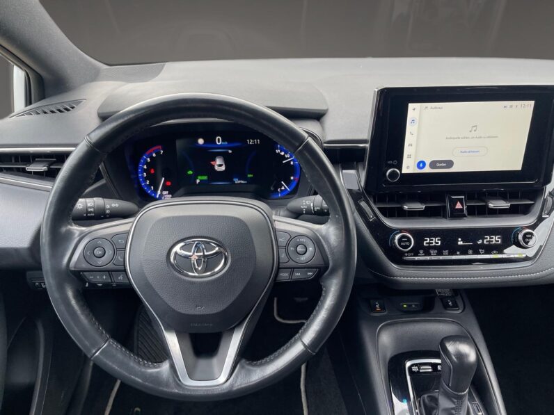 
								Toyota Corolla Style full									