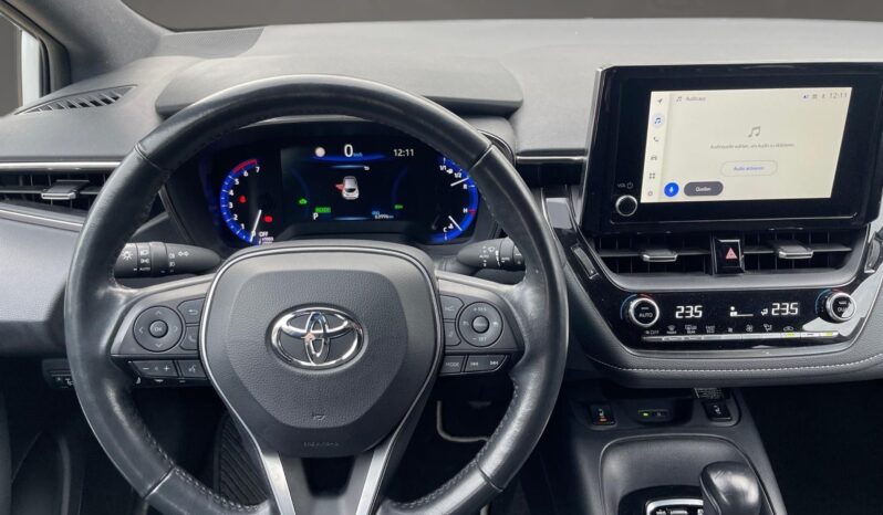 
								Toyota Corolla Style full									