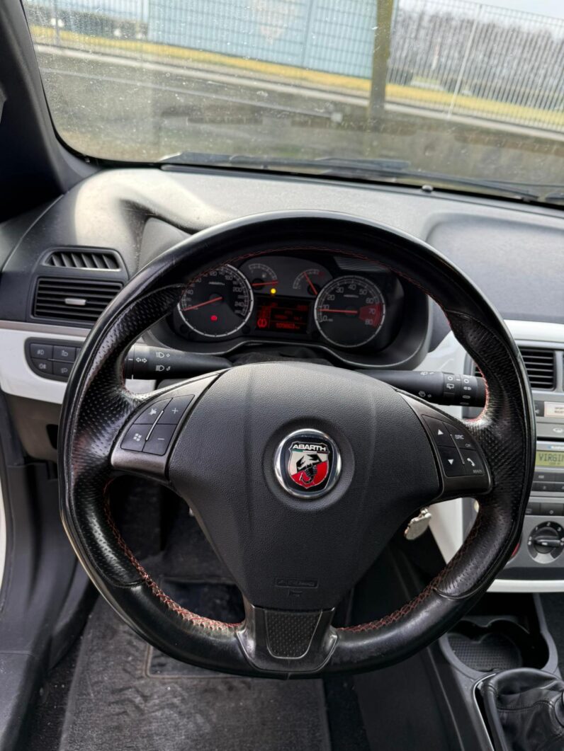 
								Abarth Grande Punto full									