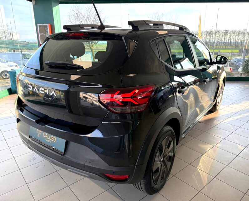 
								Sandero Expression GPL 100cv full									