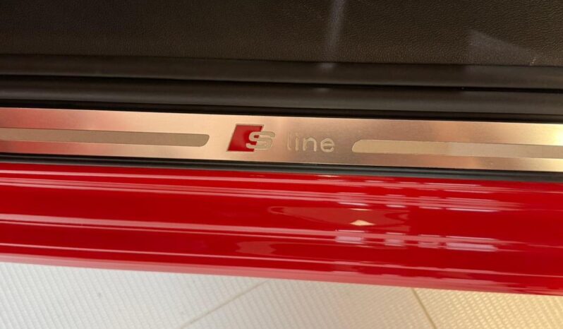 
								A1 Sportback 30 1.0 tfsi 116cv s-tronic full									