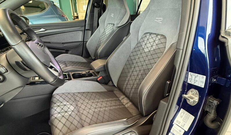 
								Golf 1.5 etsi evo R-Line 150cv dsg full									