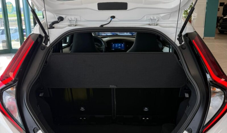 
								Aygo X Special Edition full									