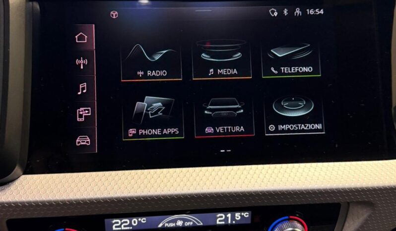 
								A1 Sportback 30 1.0 tfsi 116cv s-tronic full									