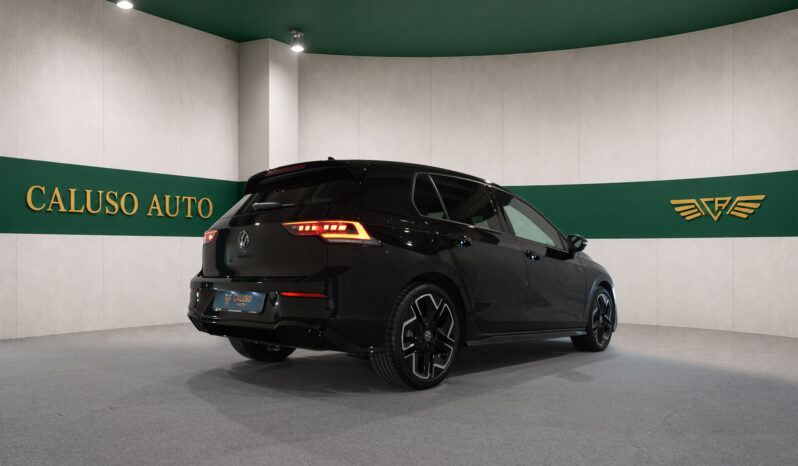 
								Golf  8.5 1.5 etsi evo R-Line 150cv dsg full									