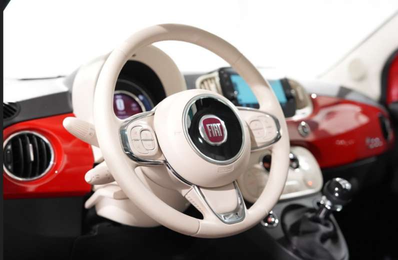 
								500 1.0 hybrid Dolcevita 70cv full									
