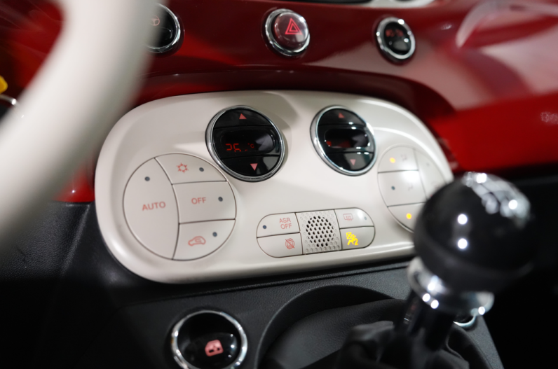 
								500 1.0 hybrid Dolcevita 70cv full									