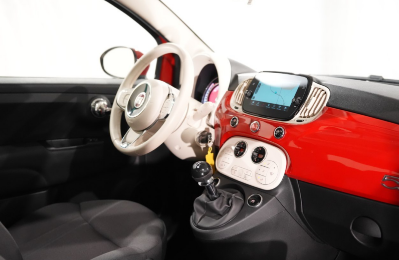 
								500 1.0 hybrid Dolcevita 70cv full									