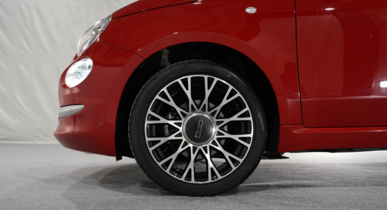 
								500 1.0 hybrid Dolcevita 70cv full									