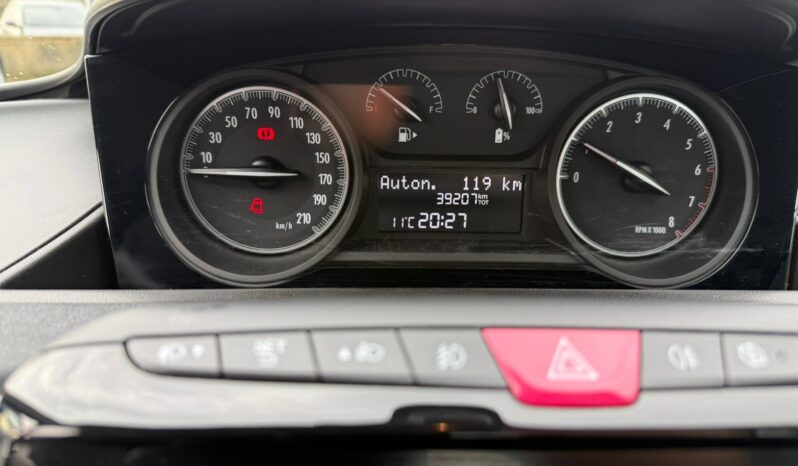 
								LANCIA YPSILON HYBRID GOLD full									