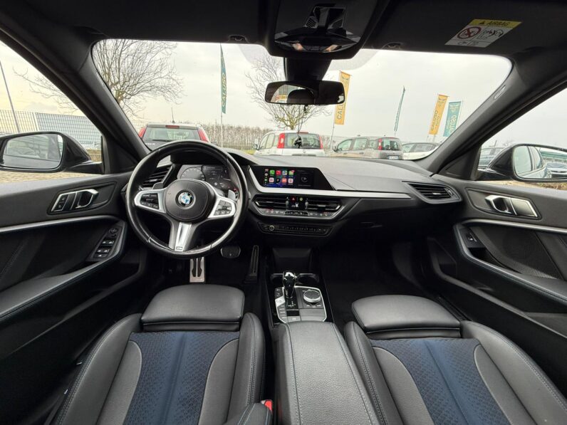 
								BMW 118 118d Msport full									