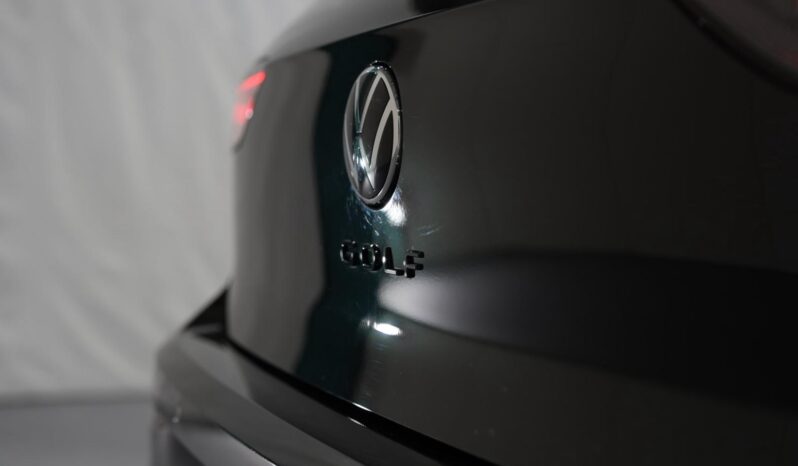 
								Golf  8.5 1.5 etsi evo R-Line 150cv dsg full									
