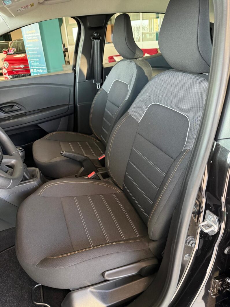 
								Sandero Expression GPL 100cv full									