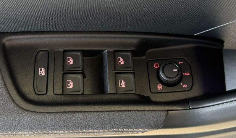 
								A1 30 1.0 tfsi S Line Edition 116cv s-tronic full									