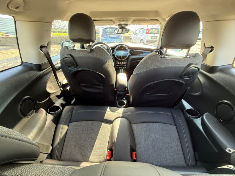 
								MINI Cooper Mini 3p 1.5 Cooper Premium Plus full									